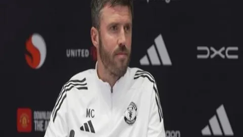 尤文图斯与国际米兰竞逐博洛尼亚新星卡斯特罗，共和报披露